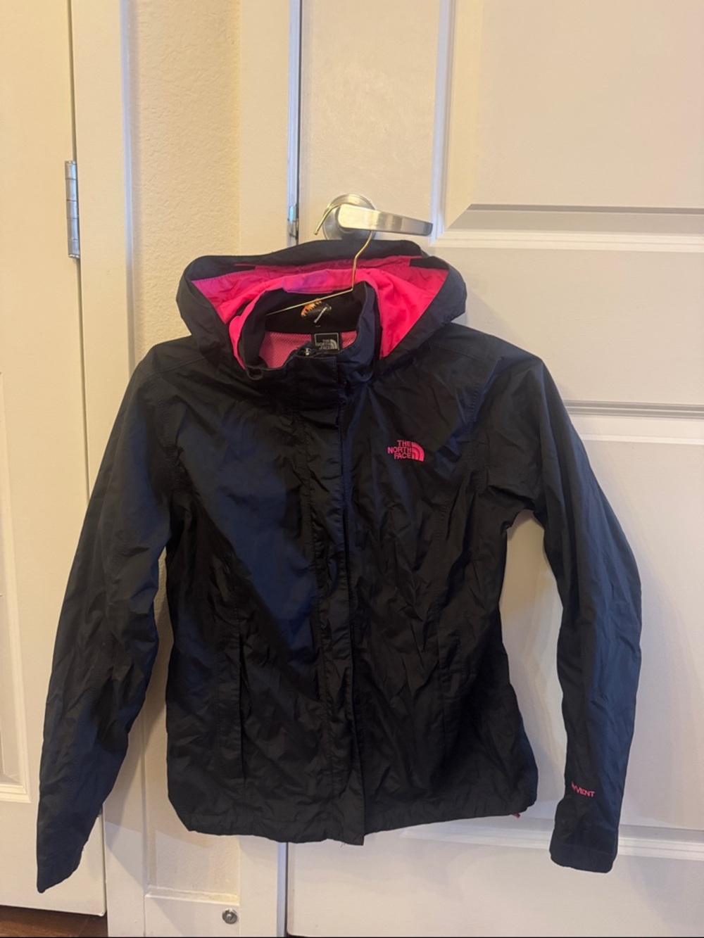 The North Face Black Women's Ski Jacket with Pink Lining